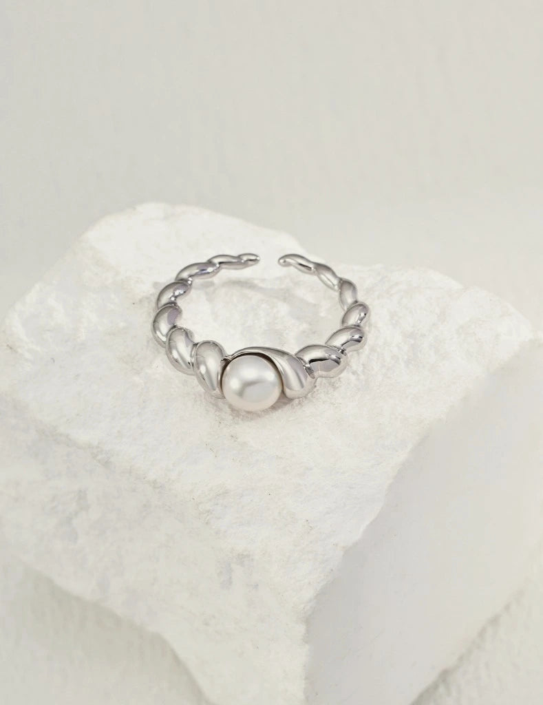 Drift Pearl Beaded Open Ring in silver, 925 sterling silver with a cultured freshwater pearl