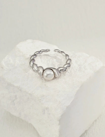 Drift Pearl Beaded Open Ring in silver, 925 sterling silver with a cultured freshwater pearl