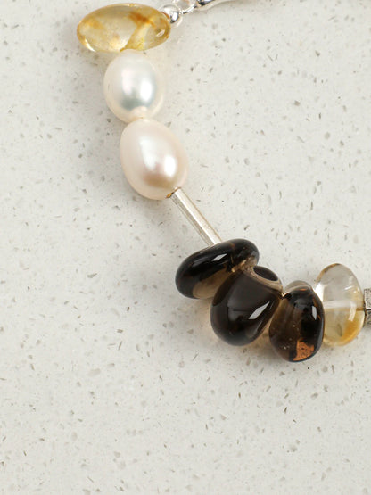 Close-up of the citrine chips and smoky quartz freeform beads