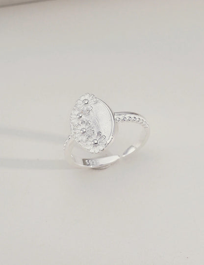 Vintage Daisy Oval Open Ring in 925 sterling silver